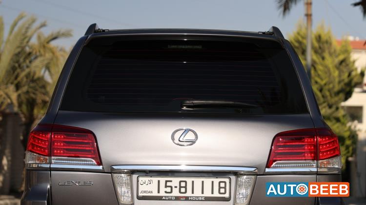 Lexus LX570 2014